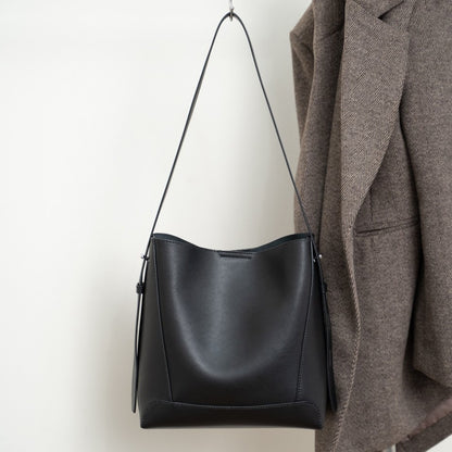 Leather Shoulder Bag - SIMYS